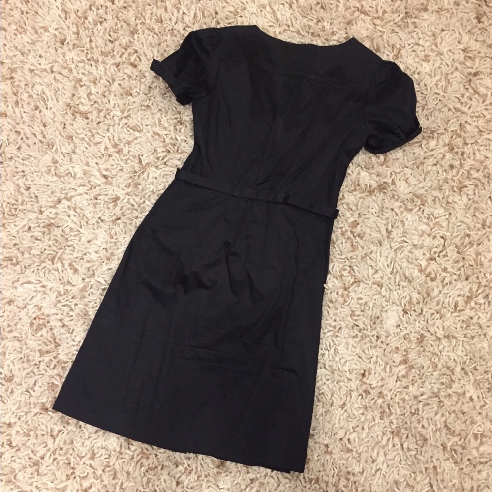 H&M button down dress with thin belt - Picture 4 of 5
